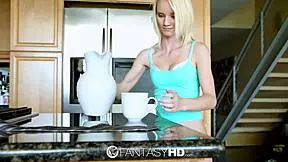 Sammie Daniels: young, petite and ready for a big cock in high definition video