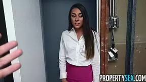 Hard as nails handyman fires jizz-stuffed monster cock into young female real estate agent’s arsehole