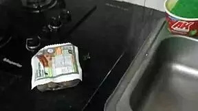 Teenage wife prepares meal for the husband in raw home webcastr XXX movie