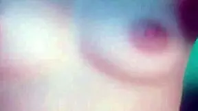 Slender and absolutely fit young lady reveals her beautiful vulva