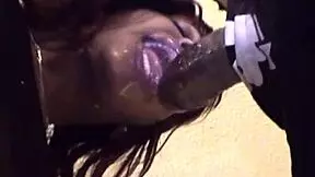 Paris DeWett's girl gives deepthroat love