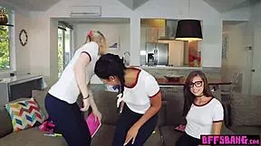 Teen sex with hispanic girls have sexy sex with a big dick guy