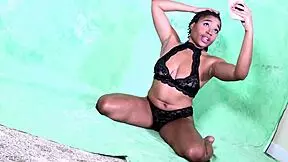 Behind the scenes: PHOTO: Nina Rivera’s Sexual 18-year-old photos with neighbour Don Whoe