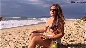 18y.o Kellenzinha explores liberal sexuality in amateur video