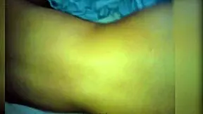 Anal sex with my roommate's girlfriend is a pain