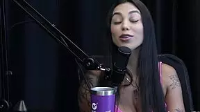 Bisexual cucks enjoy tantra and blowjobs