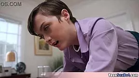 Tomboi secretary in steamy action