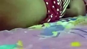 Istri tetangga curhat lama tidak ngentot sama suaminya