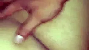 Istri tetangga curhat lama tidak ngentot sama suaminya