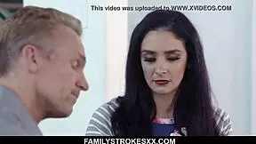 I want my stepdad to deflower me like a real man