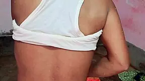 Beautiful Muslim girl gets her ass hammered by a skilful tailor