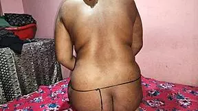 Virgin Indian maid explores raw sex with room owner