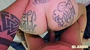 Novinha ga�cha gets fucked sensually on webcam