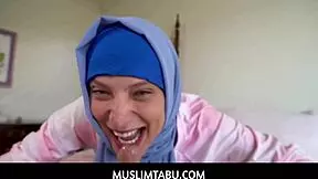 Curious Muslima babe explores forbidden pussy fuck pleasure
