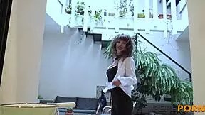Divorced mom MILF Lydia teaches intimate lessons